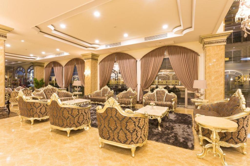 فندق إل كيه سيليستيت باتايا المظهر الخارجي الصورة